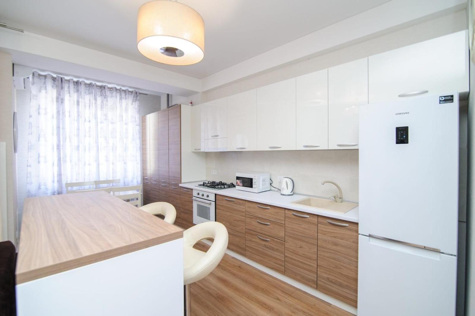 Grand Central Apartment 2 Bedrooms Chisinau Exterior photo