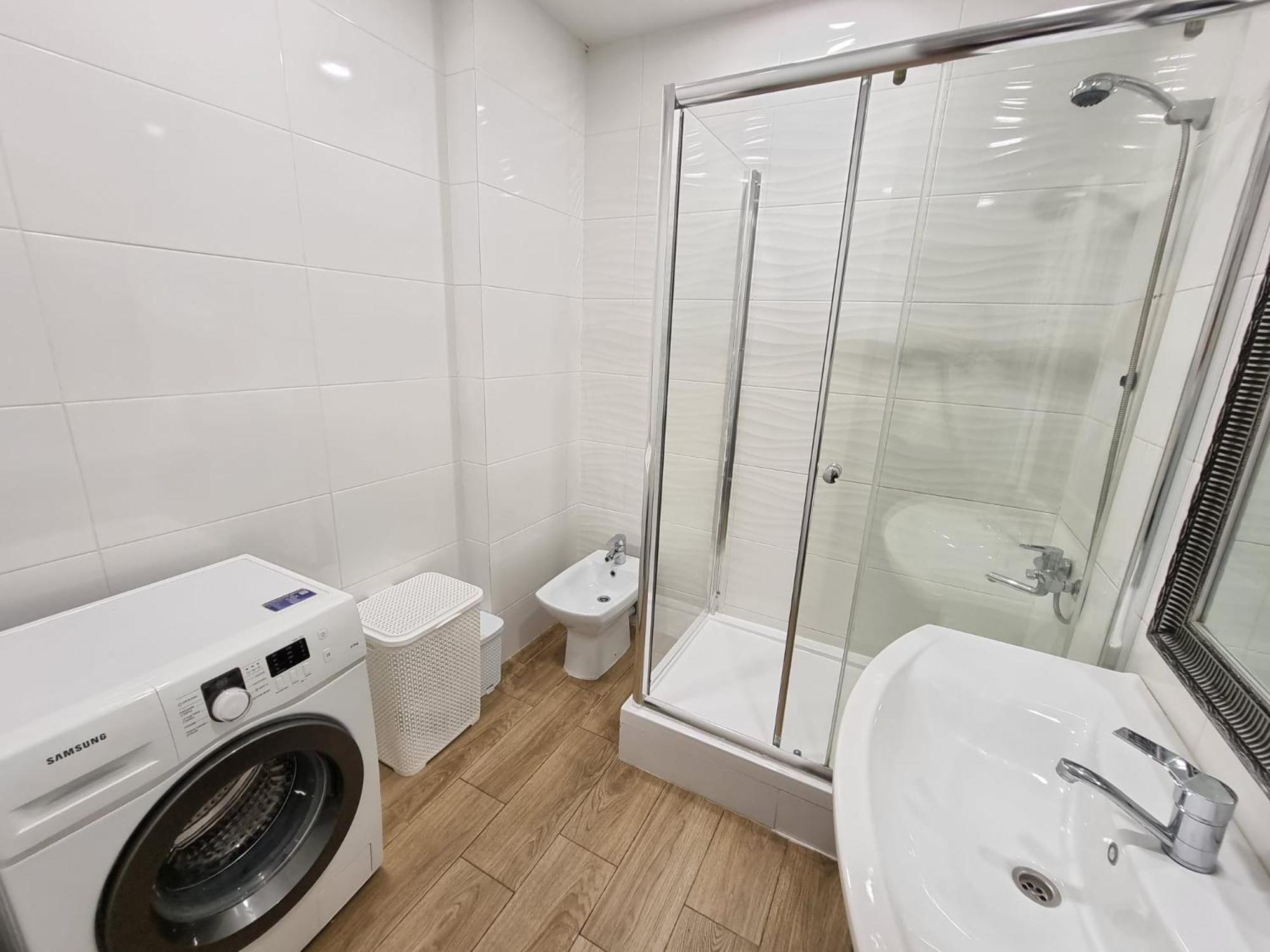 Grand Central Apartment 2 Bedrooms Chisinau Exterior photo